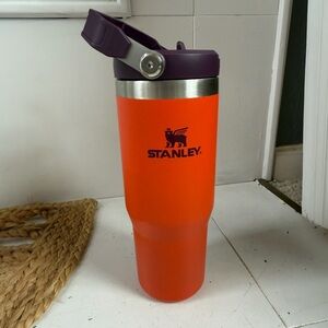 Stanley Iceflow Flip Straw Tumbler 30 oz